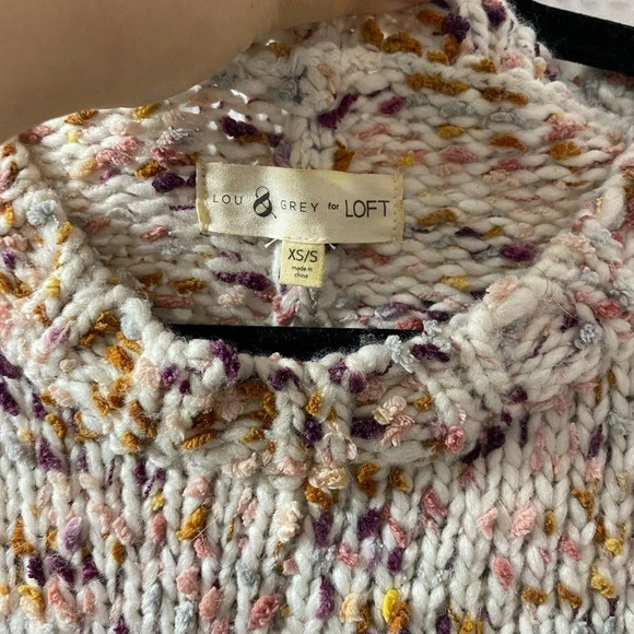 NWOT L&G Flecked Chenille Poncho Sweater - Picture 8 of 9